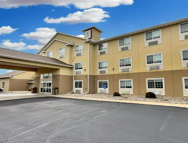 Estherville Hotel & Suites hotel detail image 1