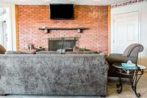 Econo Lodge hotel detail image 3