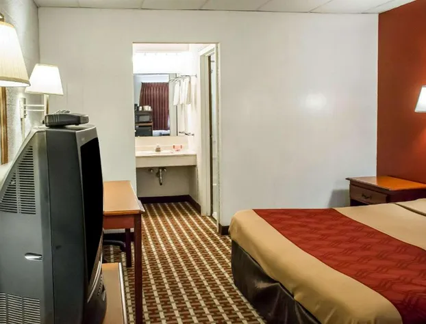 Econo Lodge Williamsport hotel detail image 2