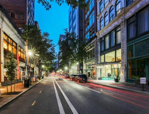 Courtyard by Marriott Pittsburgh Downtown hotel detail image 2