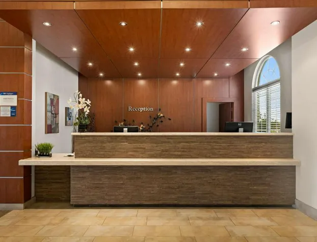 Best Western Plus Orangeville Inn & Suites hotel detail image 2