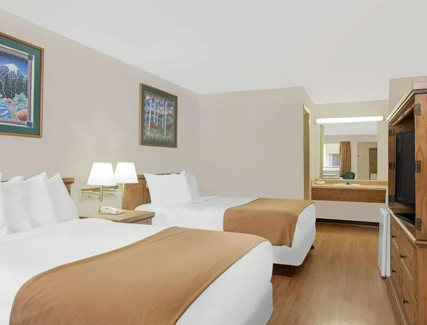 Courtyard Hotel & Event Center hotel detail image 3