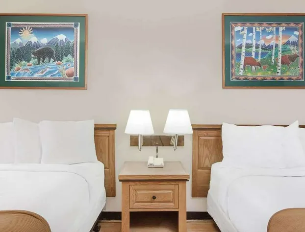 Courtyard Hotel & Event Center hotel detail image 4