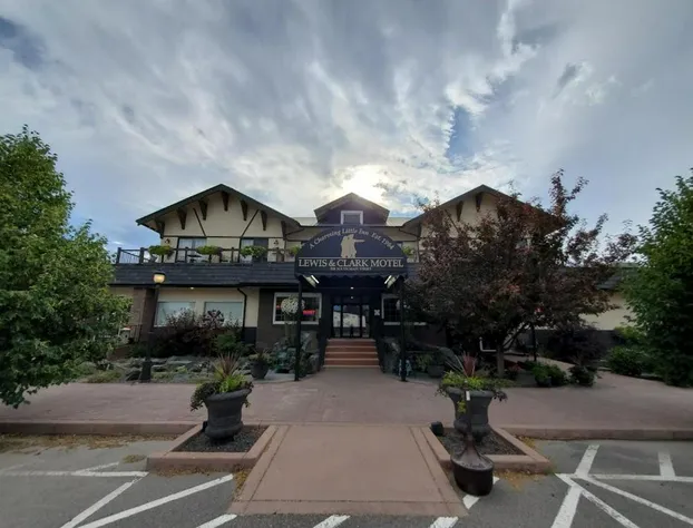 Three Forks Lewis & Clark Motel hotel detail image 4