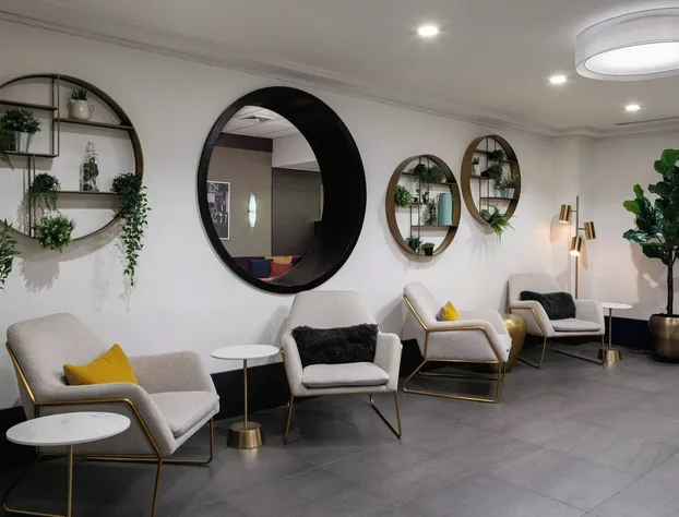 Courtyard by Marriott New York Manhattan/Times Square hotel detail image 4