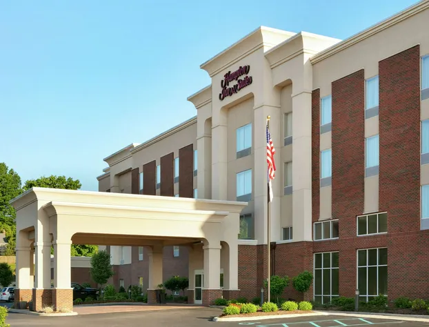 Hampton Inn & Suites Parkersburg Downtown hotel detail image 1