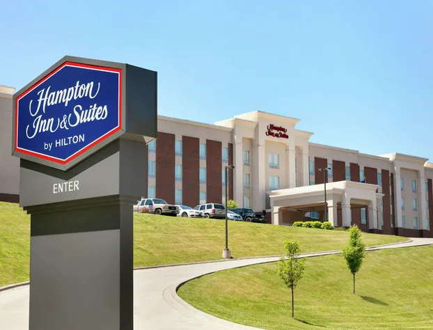Hampton Inn & Suites Parkersburg Downtown hotel detail image 2