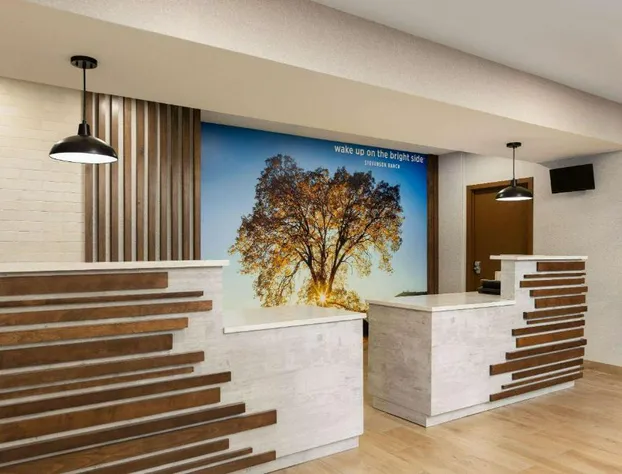 La Quinta Inn & Suites by Wyndham Santa Clarita - Valencia hotel detail image 4