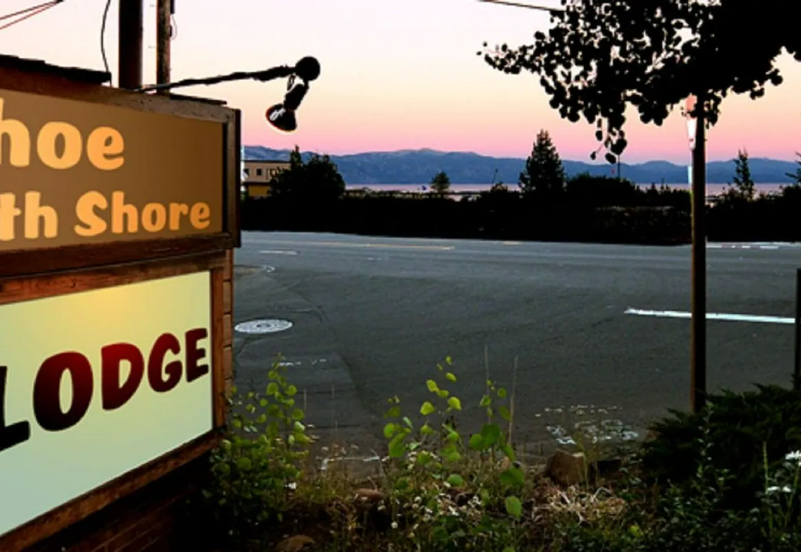 Tahoe North Shore Lodge hotel hero