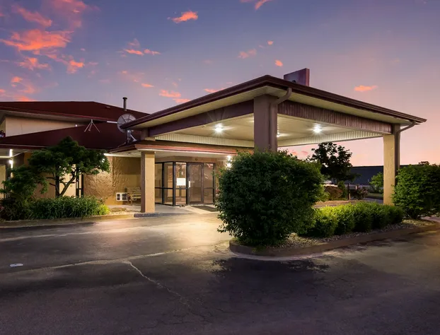 Red Roof Inn Shelbyville hotel detail image 3