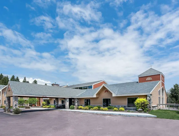 AmericInn by Wyndham Tofte Near Lake Superior hotel detail image 1