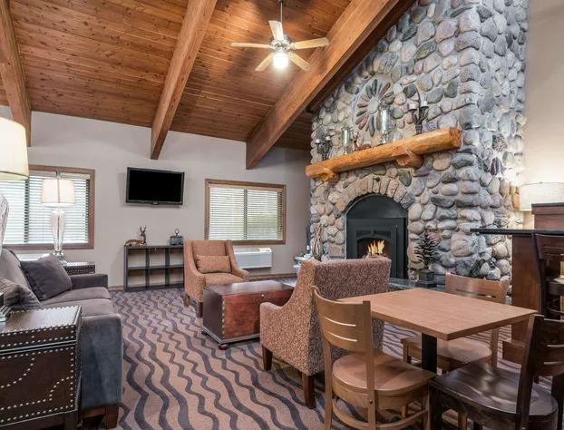 AmericInn by Wyndham Tofte Near Lake Superior hotel detail image 3