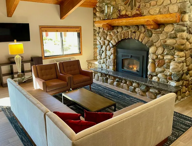 AmericInn by Wyndham Tofte Near Lake Superior hotel detail image 4