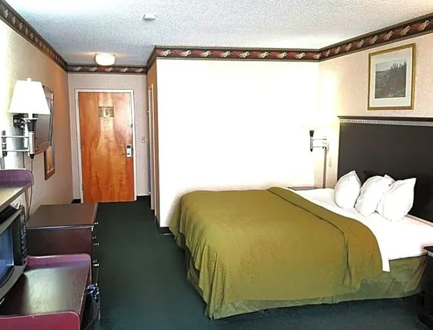 Red Carpet Inn & Suites hotel detail image 2