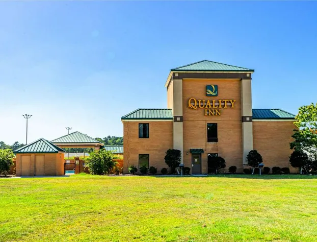 Quality Inn Whiteville North hotel detail image 2