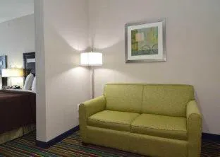 Quality Inn & Suites Kenedy - Karnes City hotel detail image 3