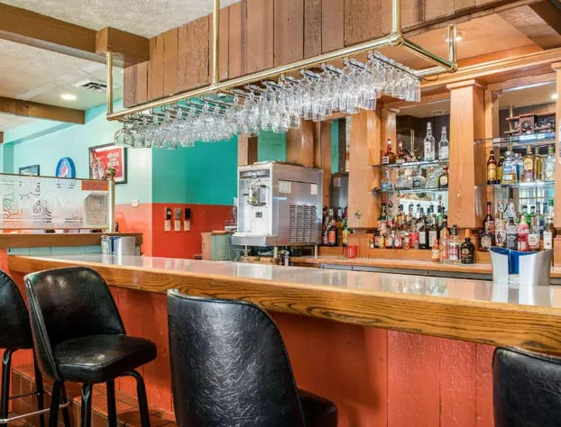 Quality Inn Huntingburg - Jasper hotel detail image 3