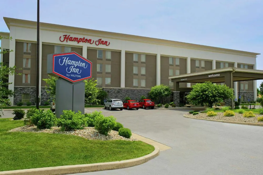 Hampton Inn Lima hotel hero