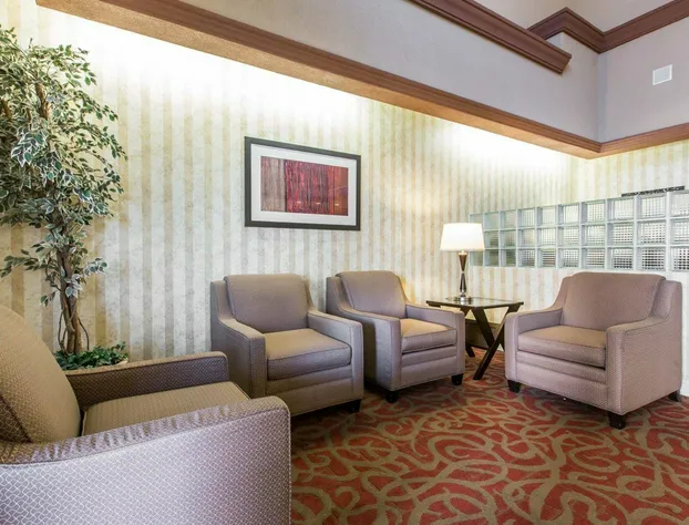 Comfort Suites Palm Desert I-10 hotel detail image 2