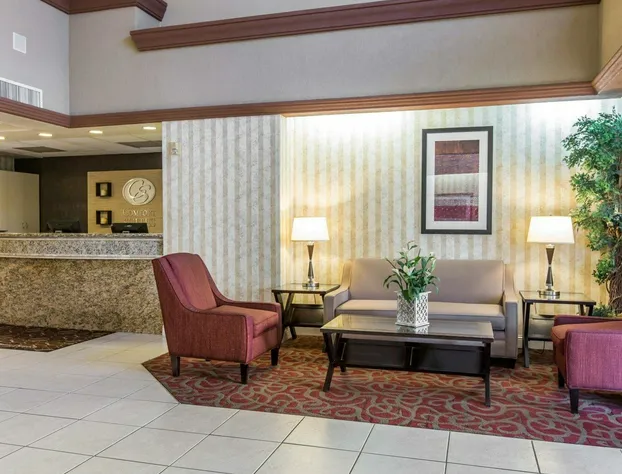 Comfort Suites Palm Desert I-10 hotel detail image 3