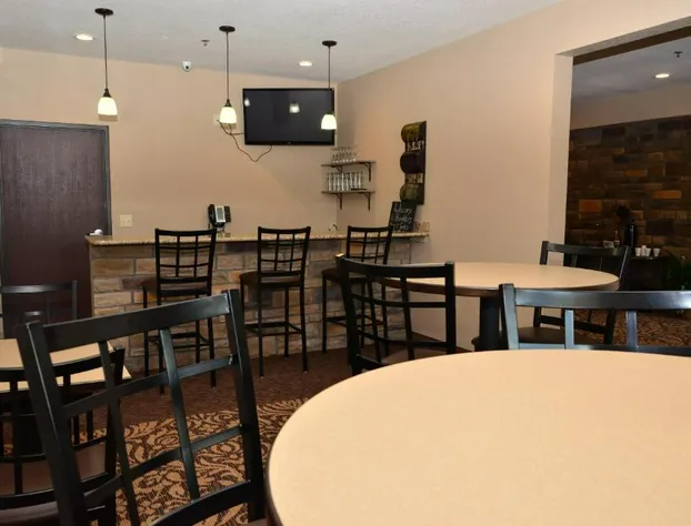Cobblestone Inn & Suites - Clarion hotel detail image 2