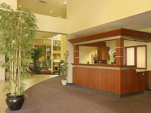 Days Inn & Conference Centre by Wyndham Blainville hotel detail image 3