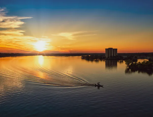 Margaritaville Lake Resort, Lake Conroe/Houston hotel detail image 4