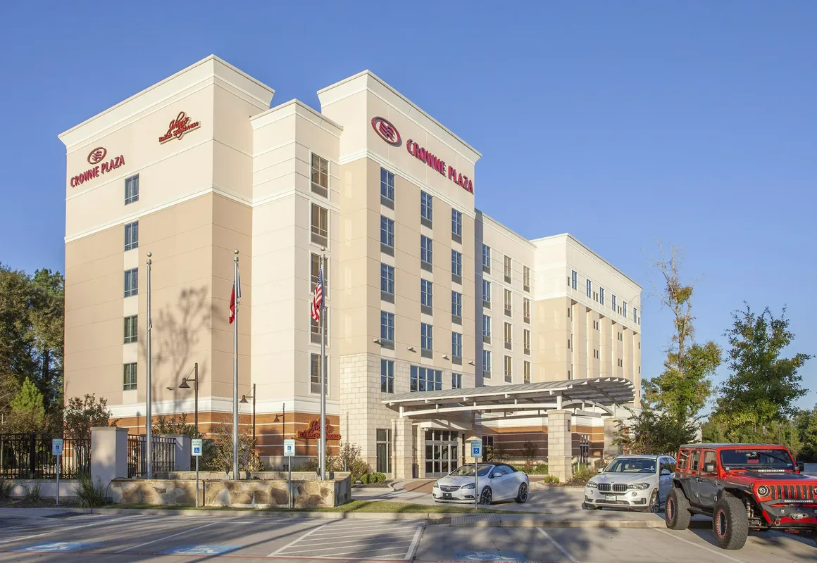 Crowne Plaza SHENANDOAH - WOODLANDS AREA by IHG hotel hero