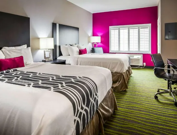 Best Western Plus Dilley Inn & Suites hotel detail image 4