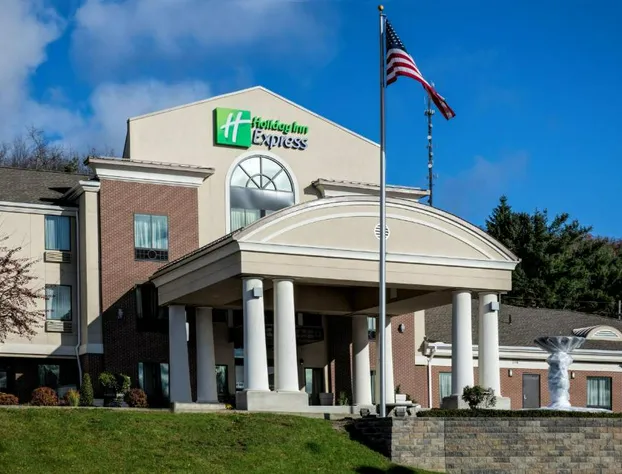 Holiday Inn Express Meadville (I-79 Exit 147a) by IHG hotel detail image 1