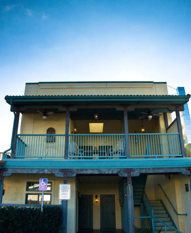 Sonoma Creek Inn hotel hero