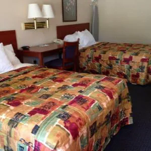 Knights Inn Elizabethtown hotel detail image 3