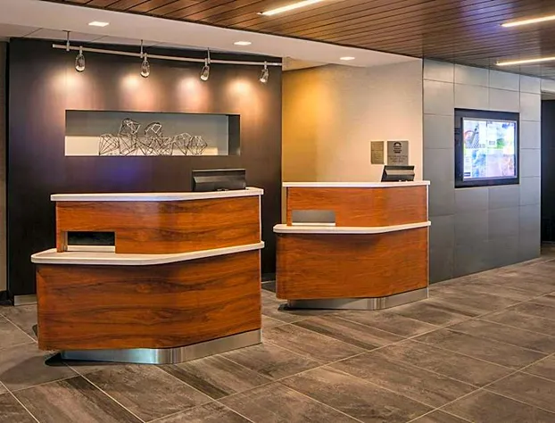 Courtyard by Marriott Cincinnati Airport South/Florence hotel detail image 1