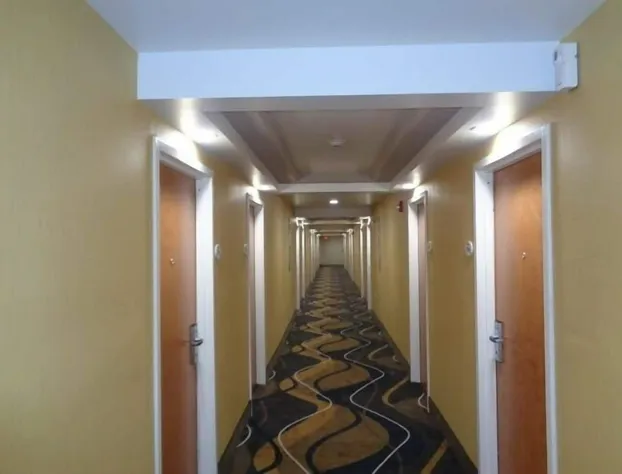 Plymouth Bay Inn and Suites hotel detail image 4