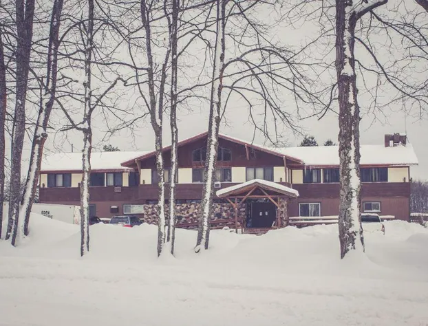 North Ironwood Acres - Black River Lodge hotel detail image 3