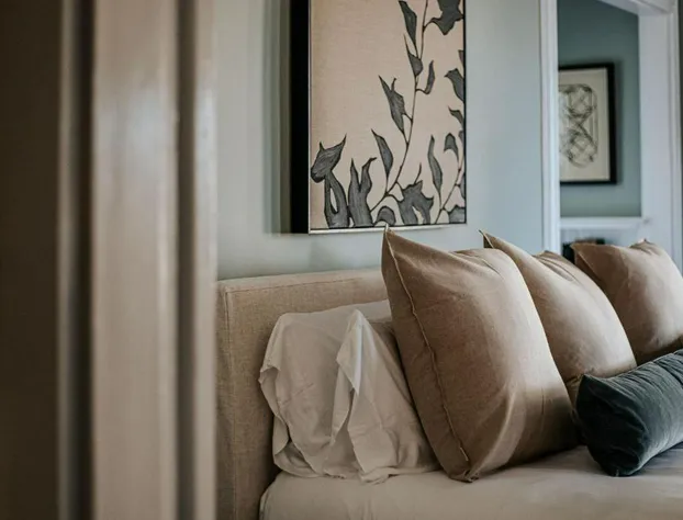 The Historic Berkeley Place hotel detail image 4
