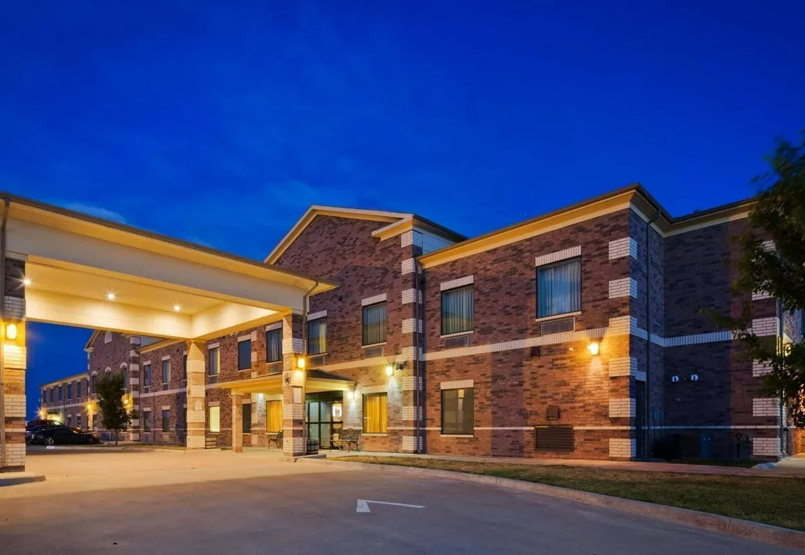 Quality Inn Perryton hotel hero