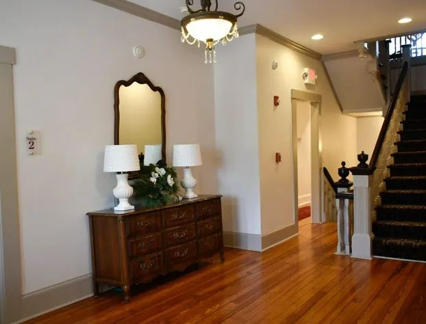 Sparrow Grove Manor hotel detail image 3