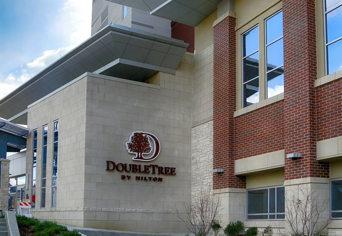 Doubletree By Hilton Lawrenceburg hotel hero