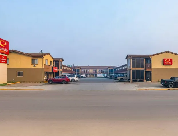 Econo Lodge Inn & Suites hotel detail image 1