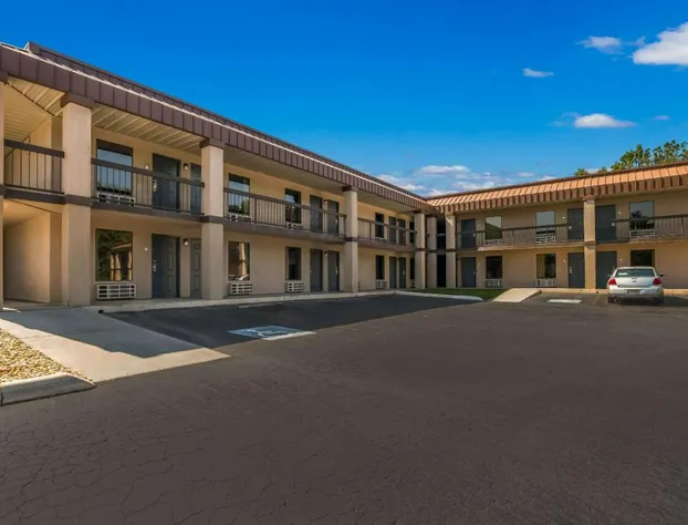 Rodeway Inn Greenwood hotel detail image 3