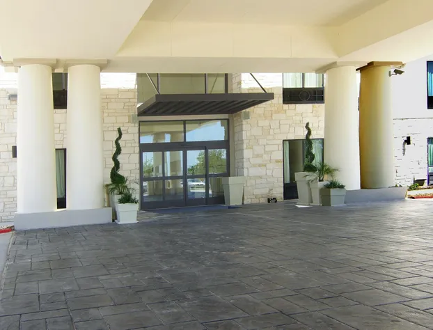 Holiday Inn Express & Suites Cuero by IHG hotel detail image 3