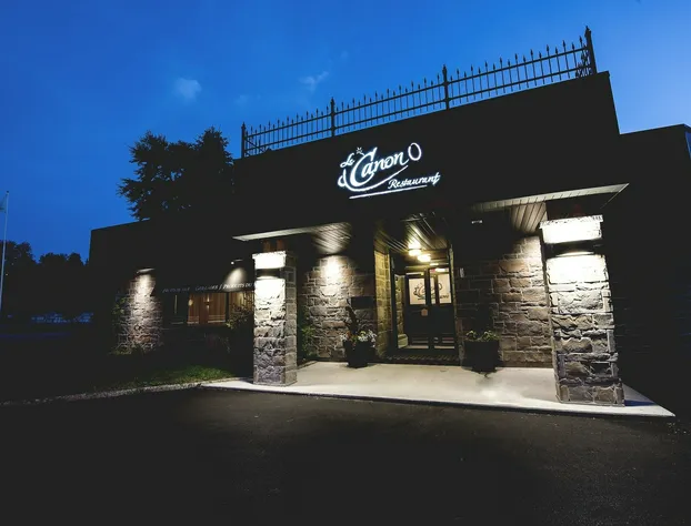 L'Escale Hôtel Suites hotel detail image 3