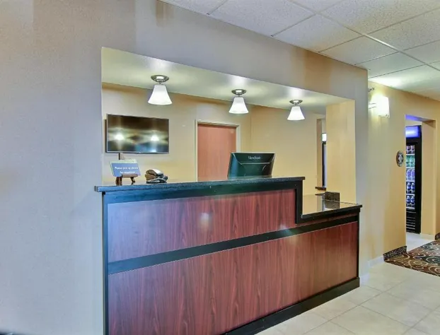 Cobblestone Hotel & Suites - Beulah hotel detail image 2