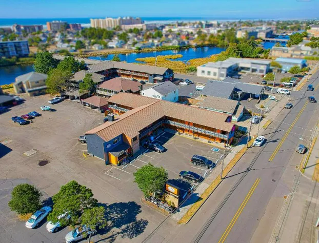 Coast River Inn by OYO Seaside hotel detail image 4