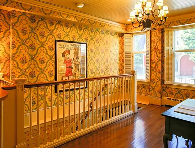 Petite Auberge hotel detail image 2