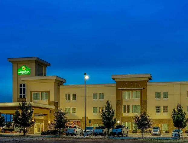 La Quinta Inn & Suites by Wyndham Andrews hotel detail image 1