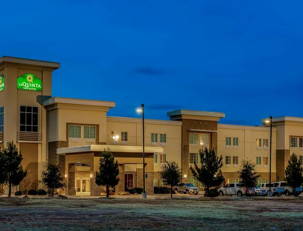 La Quinta Inn & Suites by Wyndham Andrews hotel detail image 2