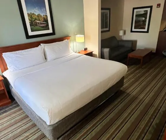 White Pine Lodge hotel detail image 4