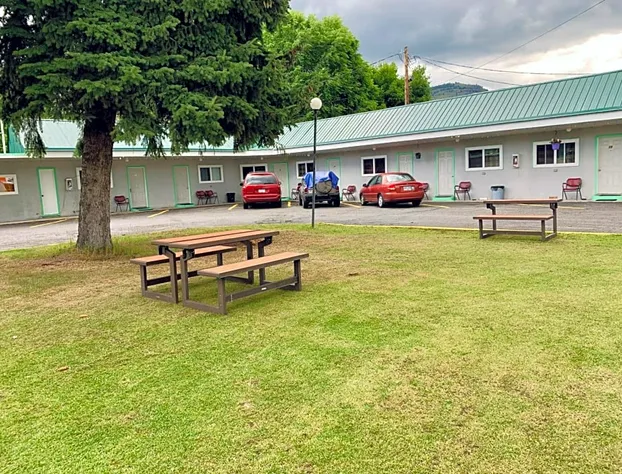 Night Inn Grand Forks hotel detail image 2